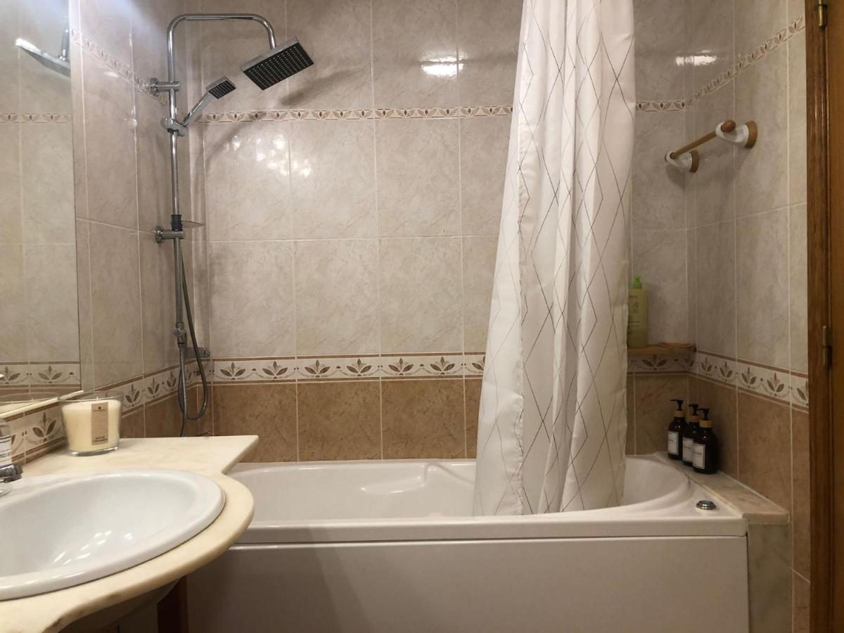 Private Ensuite Beachside Parede Exterior photo